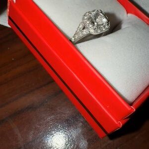 Elegant Silver Ring with Clear Gemstone